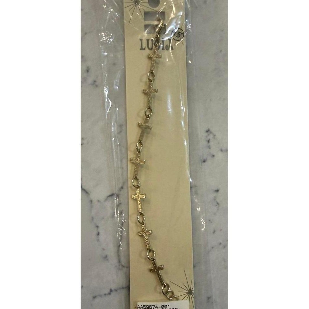 NWT Gold Tone Cross Link Bracelet Christian Faith Charm Bracelet